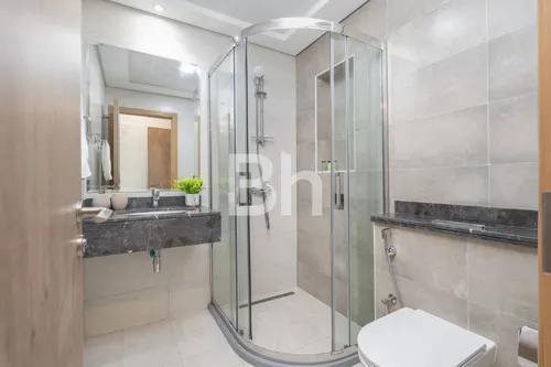 1 Bedroom Apartment in The Bay