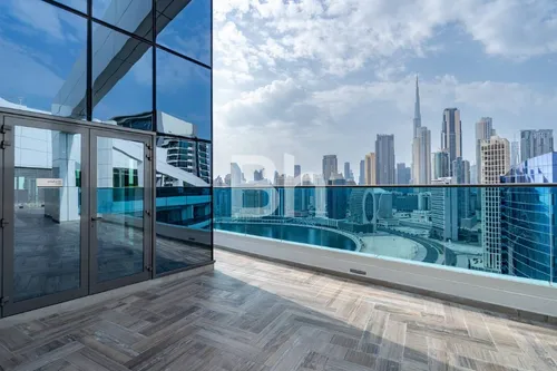 1 Bedroom Apartment in The Bay