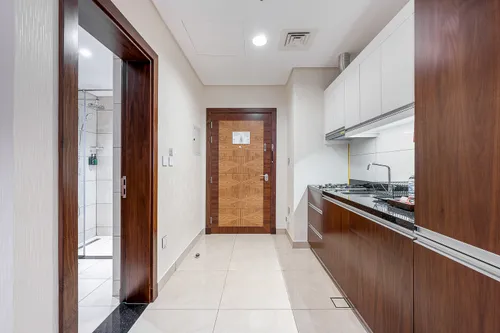 1 Bedroom Apartment in Royal Continental Suites