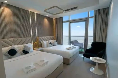 3 Bedrooms Apartment in Paramount Tower Hotel & Residences