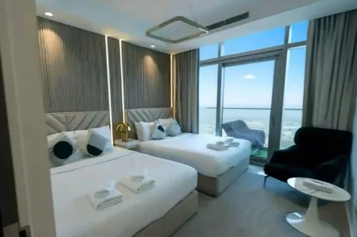 3 Bedrooms Apartment in Paramount Tower Hotel & Residences