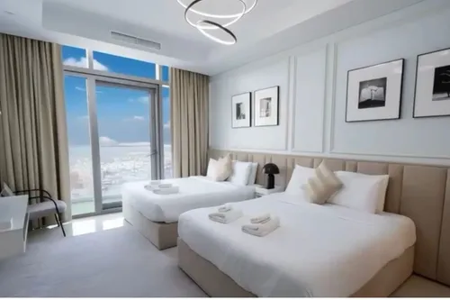 3 Bedrooms Apartment in Paramount Tower Hotel & Residences