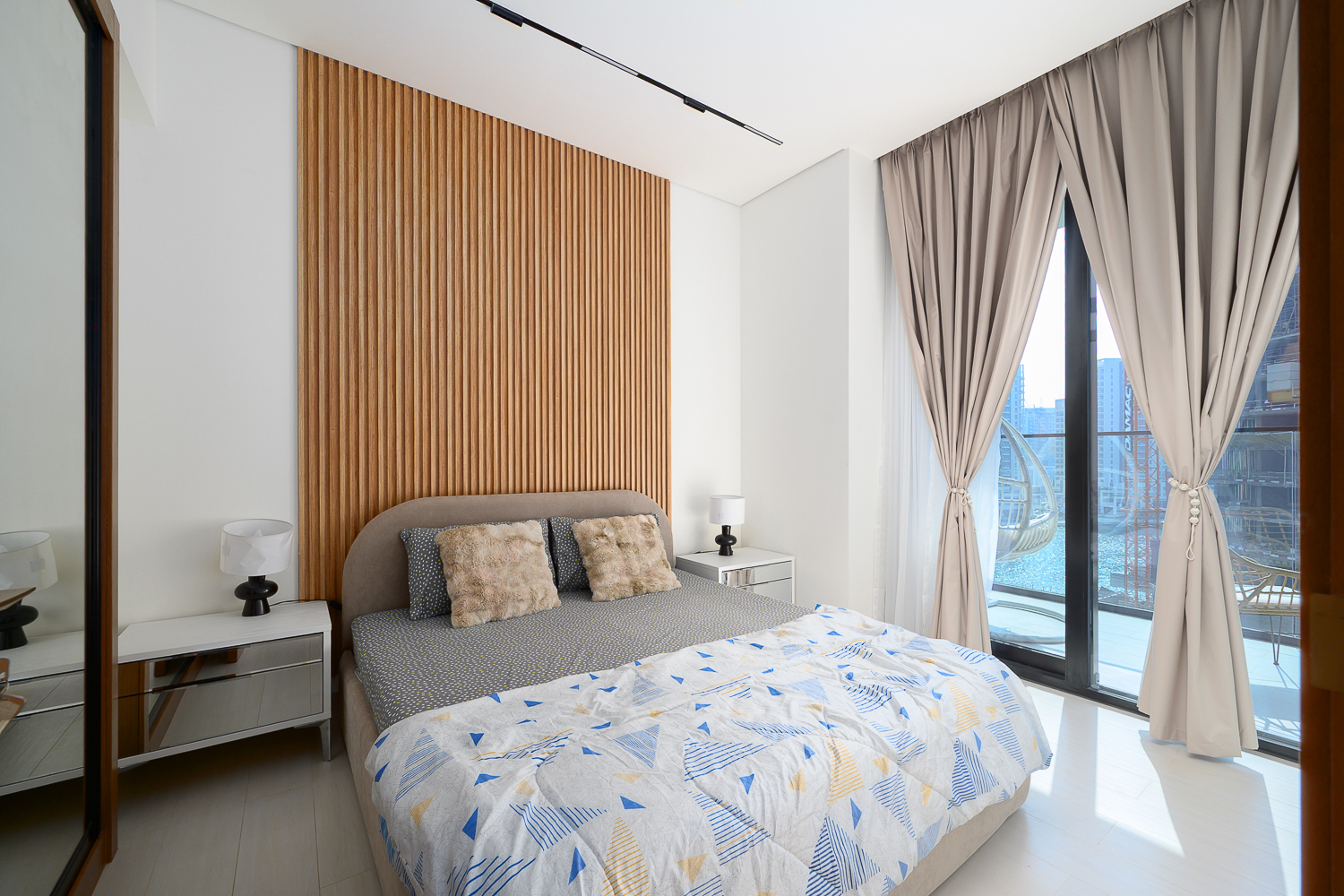 1 Bedroom Apartment in Trillionaire Residences