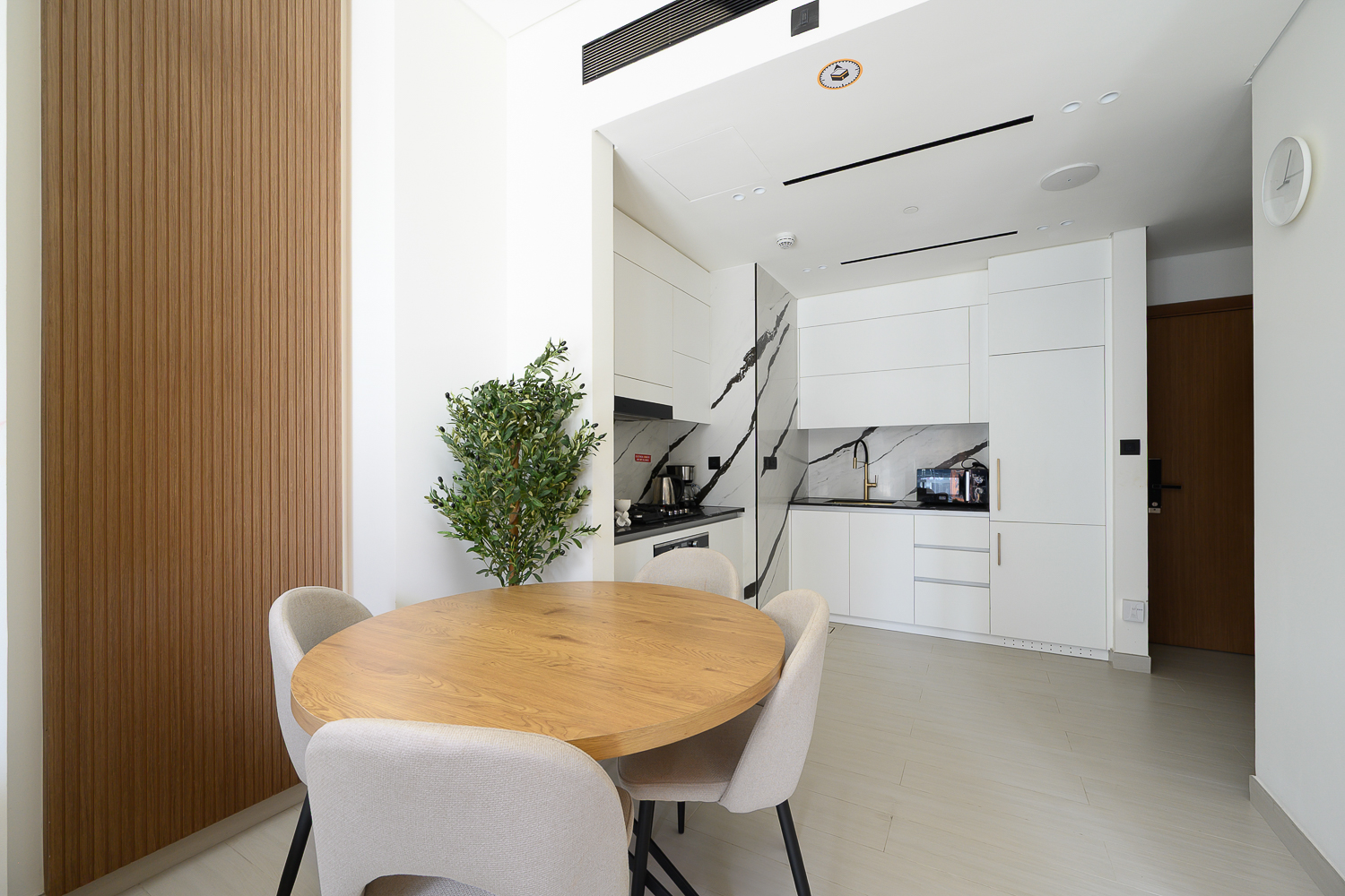 1 Bedroom Apartment in Trillionaire Residences