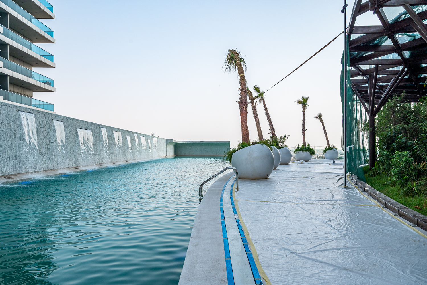 2 Bedrooms Apartment in One of One Luxury Residences