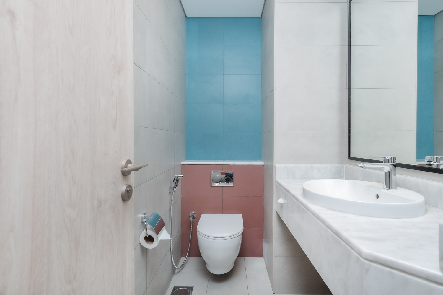 2 Bedrooms Apartment in One of One Luxury Residences