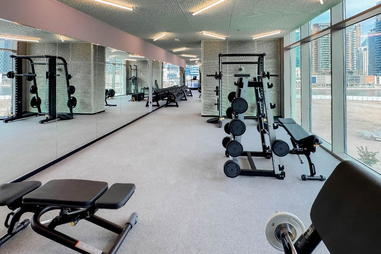 1 Bedroom Apartment in Peninsula Three