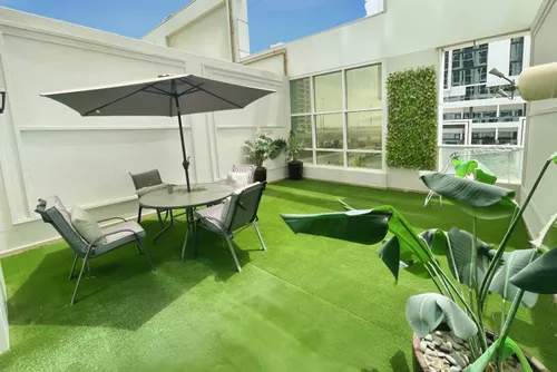 Apartment in Park Central