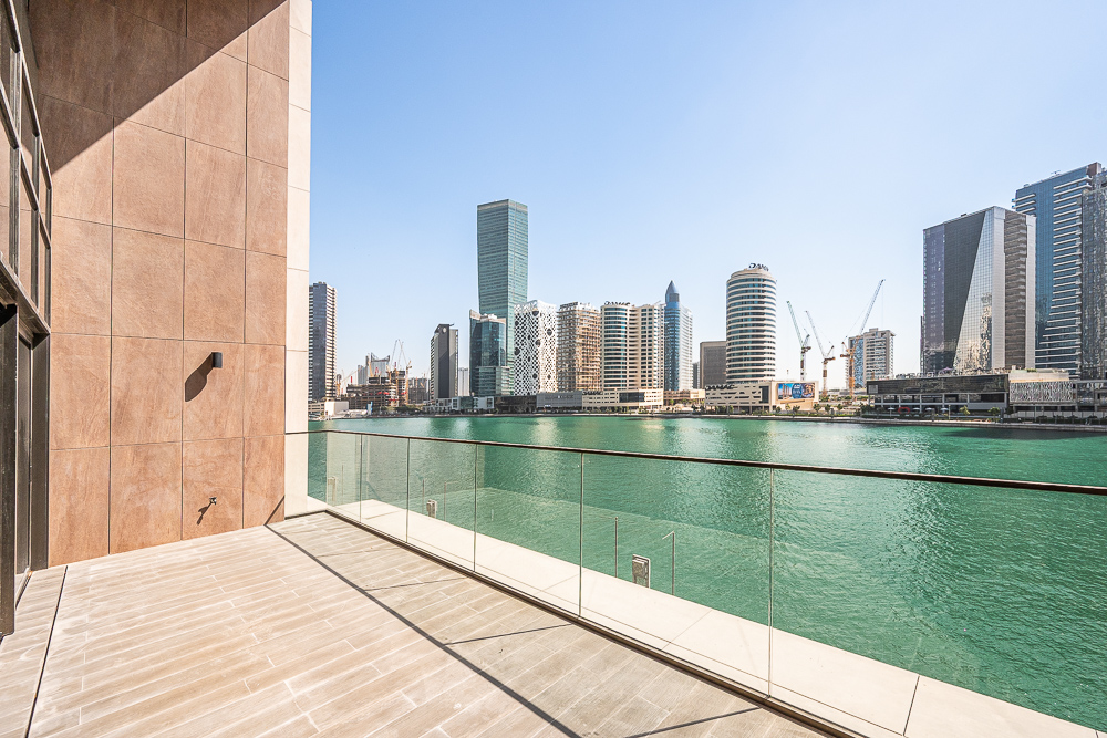 3 Bedrooms Apartment in The Peninsula Five 1