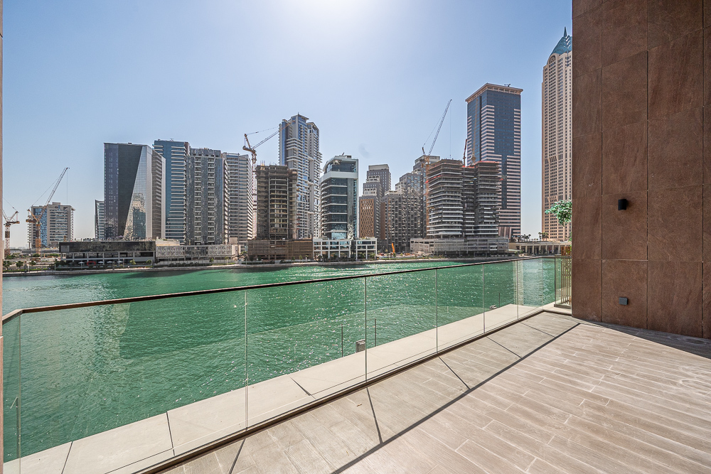 3 Bedrooms Apartment in The Peninsula Five 1