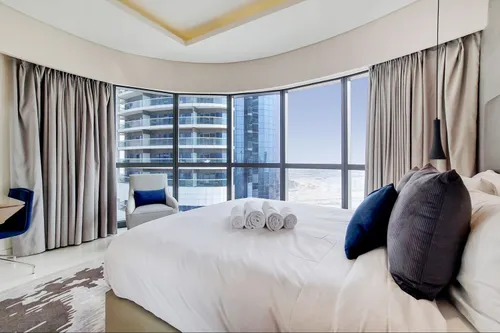 3 Bedrooms Apartment in Tower B, DAMAC Towers by Paramount