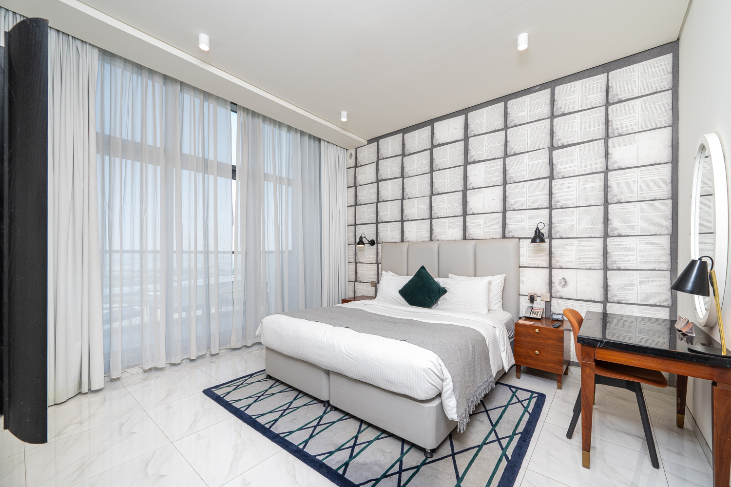 1 Bedroom Apartment in Millennium Atria Business Bay