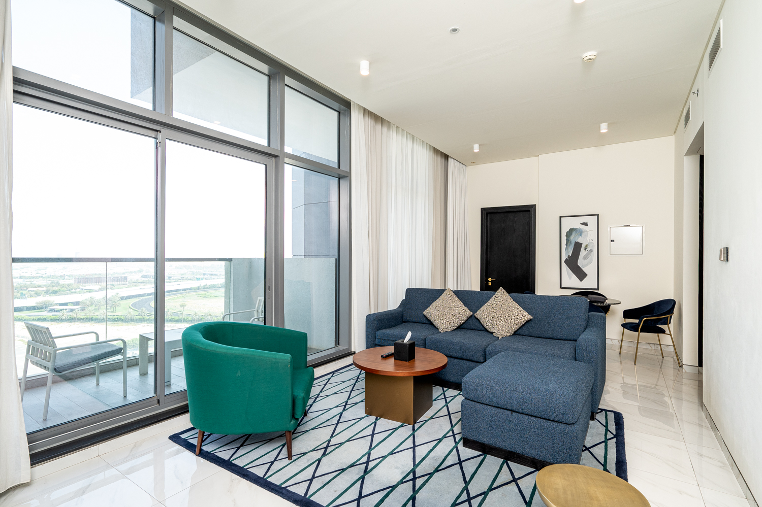 1 Bedroom Apartment in Millennium Atria Business Bay