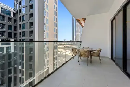 1 Bedroom Apartment in Binghatti Canal