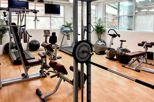  Apartment in Scala Tower