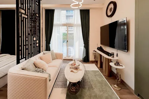 6 Cheques | Stunning Unit | Private Terrace