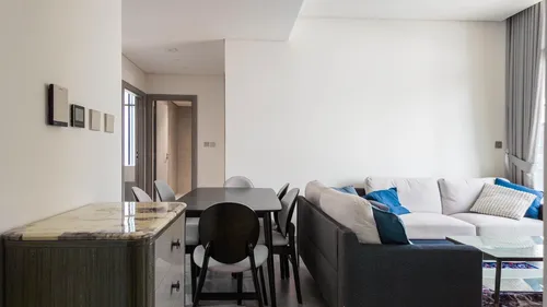 2 Bedrooms Apartment in Peninsula One