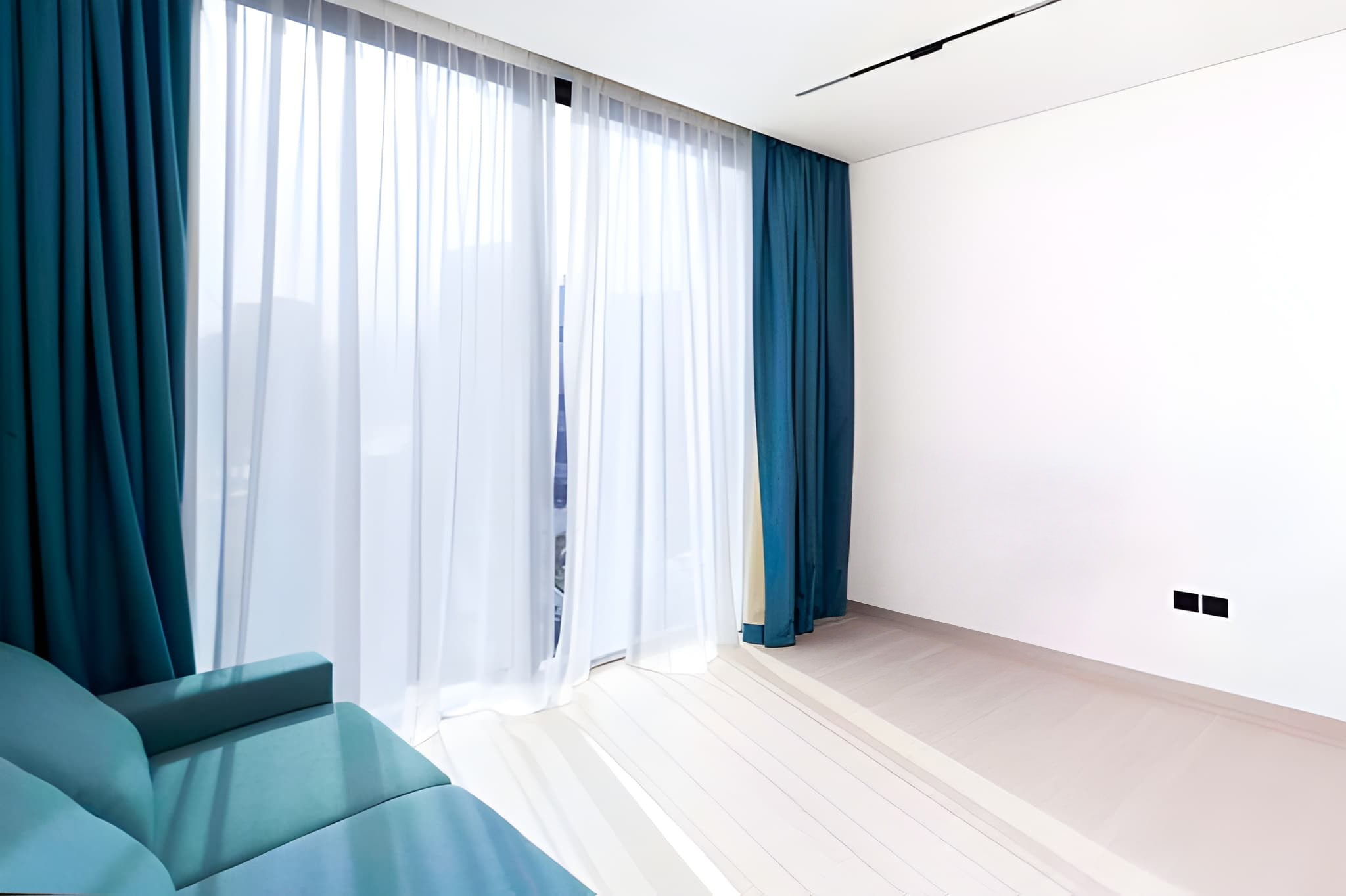 2 Bedrooms Apartment in Trillionaire Residences