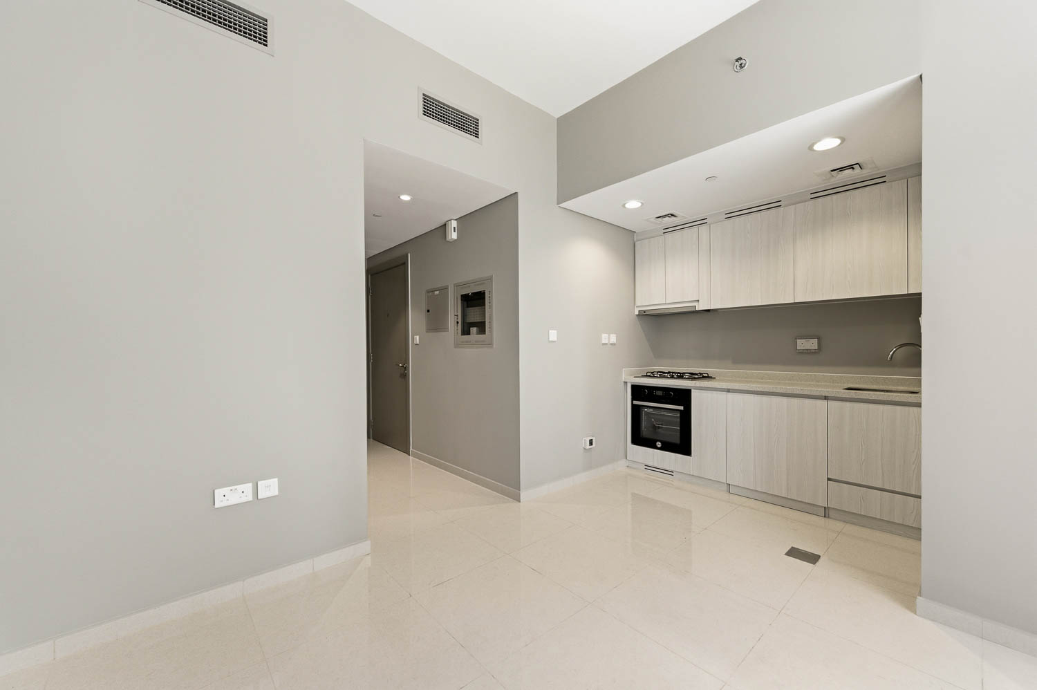 1 Bedroom Apartment in Zada Tower