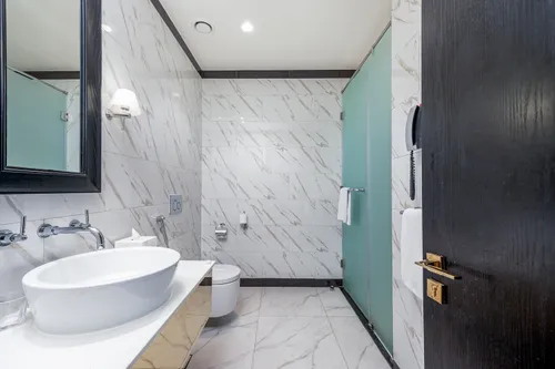 2 Bedrooms Hotel Apartment in Millennium Atria Business Bay