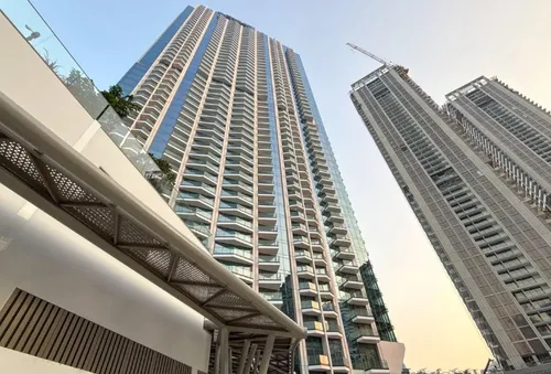 1 Bedroom Apartment in Peninsula Three