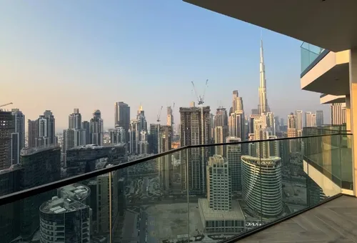 1 Bedroom Apartment in Peninsula Three