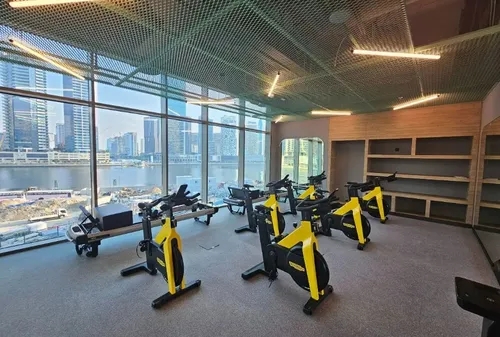 1 Bedroom Apartment in Peninsula Three