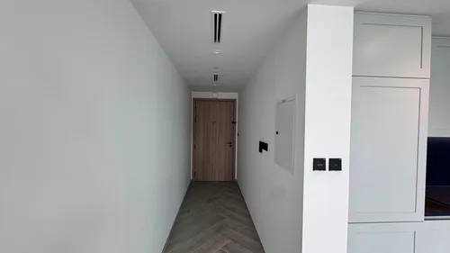 1 Bedroom Apartment in Peninsula Three