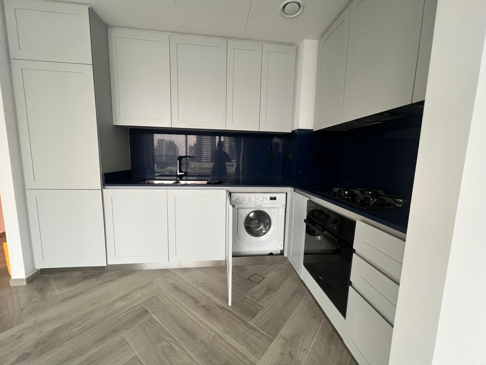 2 Bedrooms Apartment in Peninsula Three