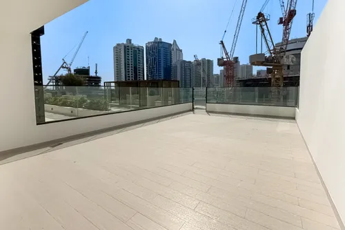 1 Bedroom Apartment in Trillionaire Residences