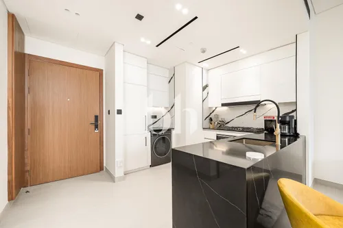 BRAND NEW 2 BEDROOM / BURJ VIEW / PRIVATE JACUZZI