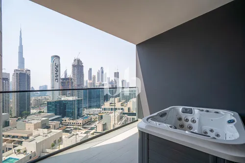 BRAND NEW 2 BEDROOM / BURJ VIEW / PRIVATE JACUZZI