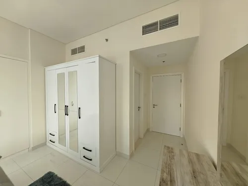 1 Bedroom Apartment in Park Central