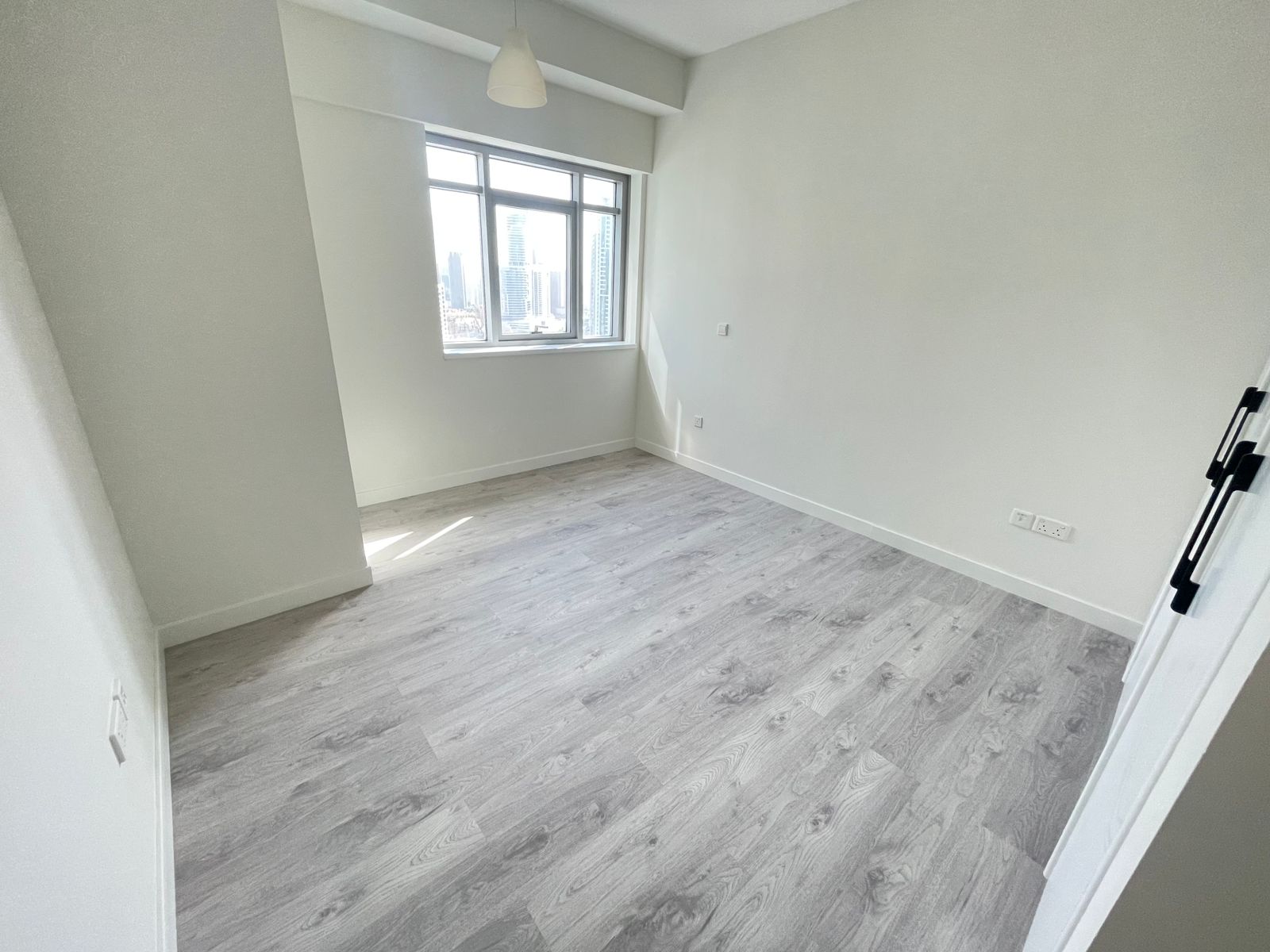 3 Bedrooms Apartment in Executive Tower E