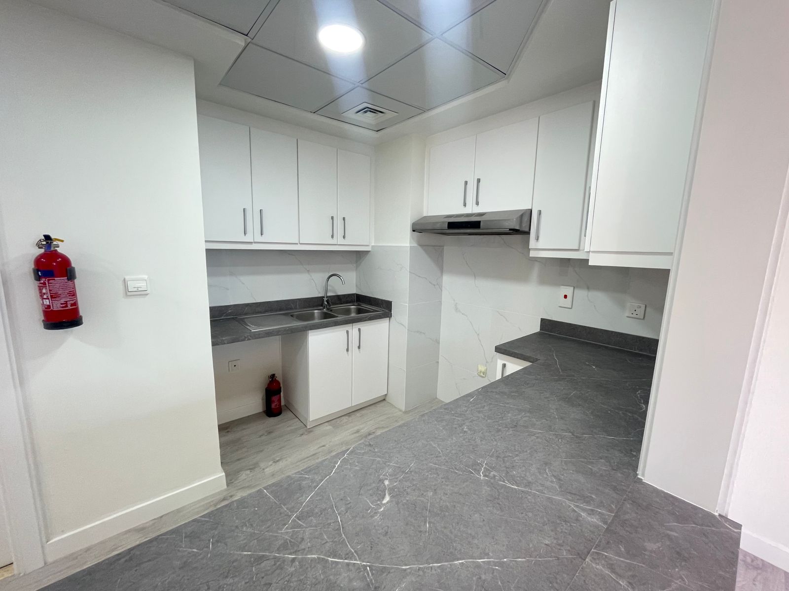 3 Bedrooms Apartment in Executive Tower E