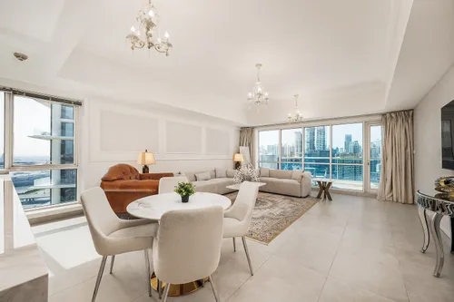 2 Bedrooms Apartment in The Residences at Business Central