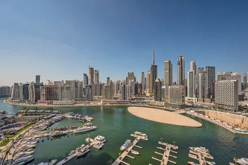 2 Bedrooms Apartment in The Residences at Business Central