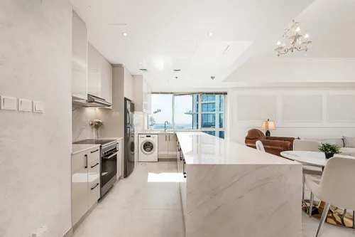 2 Bedrooms Apartment in The Residences at Business Central