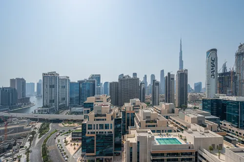 2 Bedrooms Apartment in Trillionaire Residences