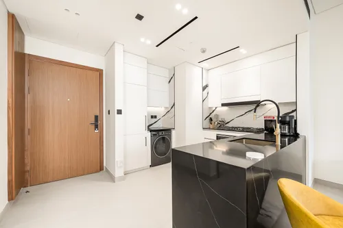 2 Bedrooms Apartment in Trillionaire Residences