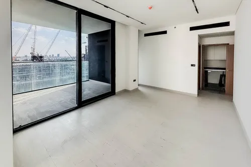 2 Bedrooms Apartment in Trillionaire Residences