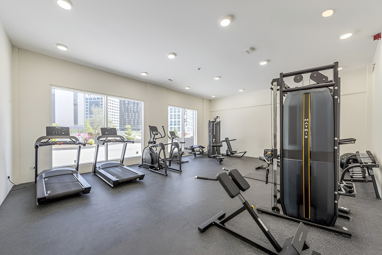 1 Bedroom Apartment in AG Tower