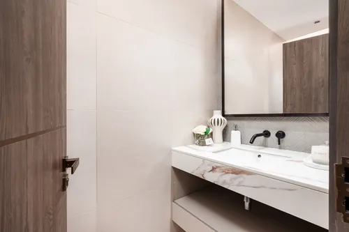 2 Bedrooms Apartment in Marriott Residences, Business Bay