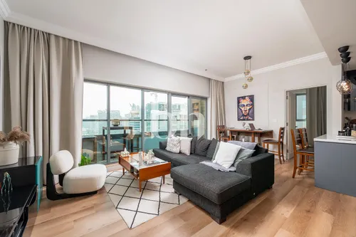 Fully Upgraded |Great Value| Prime Location
