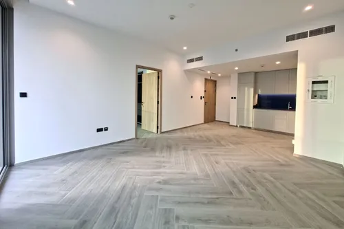 1 Bedroom Apartment in Peninsula Three