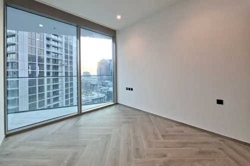 1 Bedroom Apartment in Peninsula Three