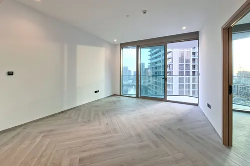 1 Bedroom Apartment in Peninsula Three