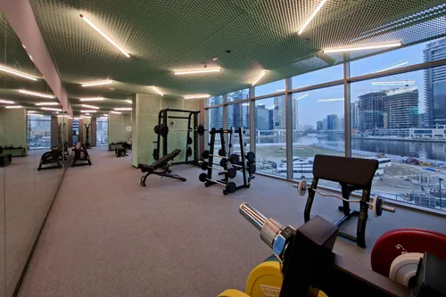 1 Bedroom Apartment in Peninsula Three