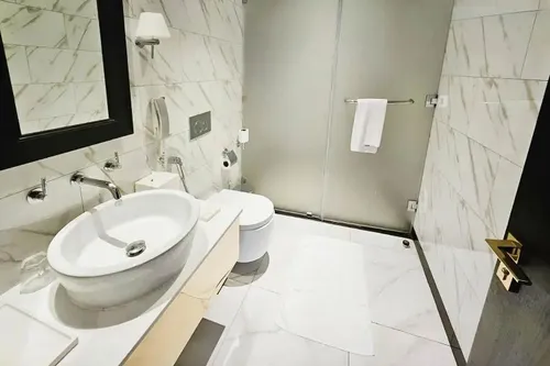  Apartment in Millennium Atria Business Bay