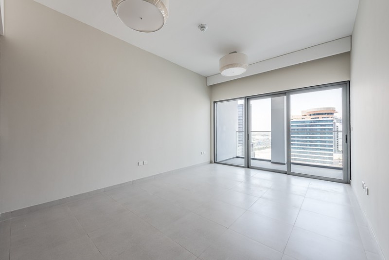 Studio Apartment in Sol Avenue